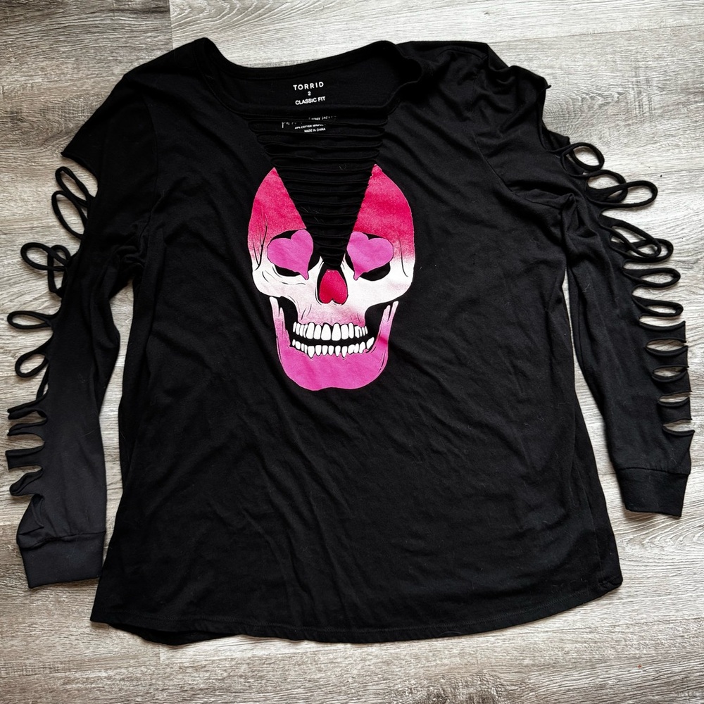 Torrid Black and Pink Skull Cutout Sleeve Top